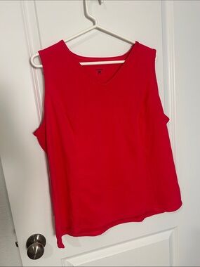 shebeest Bright Pink V-Neck Sleeveless Tank